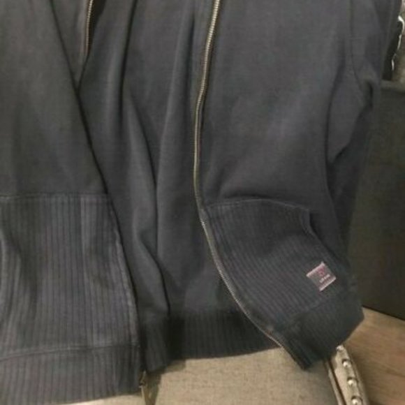 Liz Clairborne Sweatshirt, SMALL PETITE, ZIPPER FRONT - Picture 2 of 5